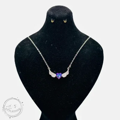 گردنبند زنانه نگین دار مدل بال فرشته