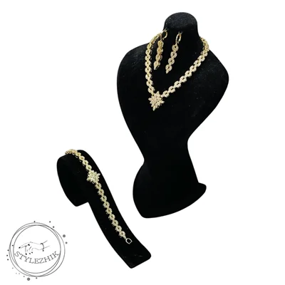 سرویس جواهرات رولکسی تاجی زنانه با طراحی لوکس و درخشان