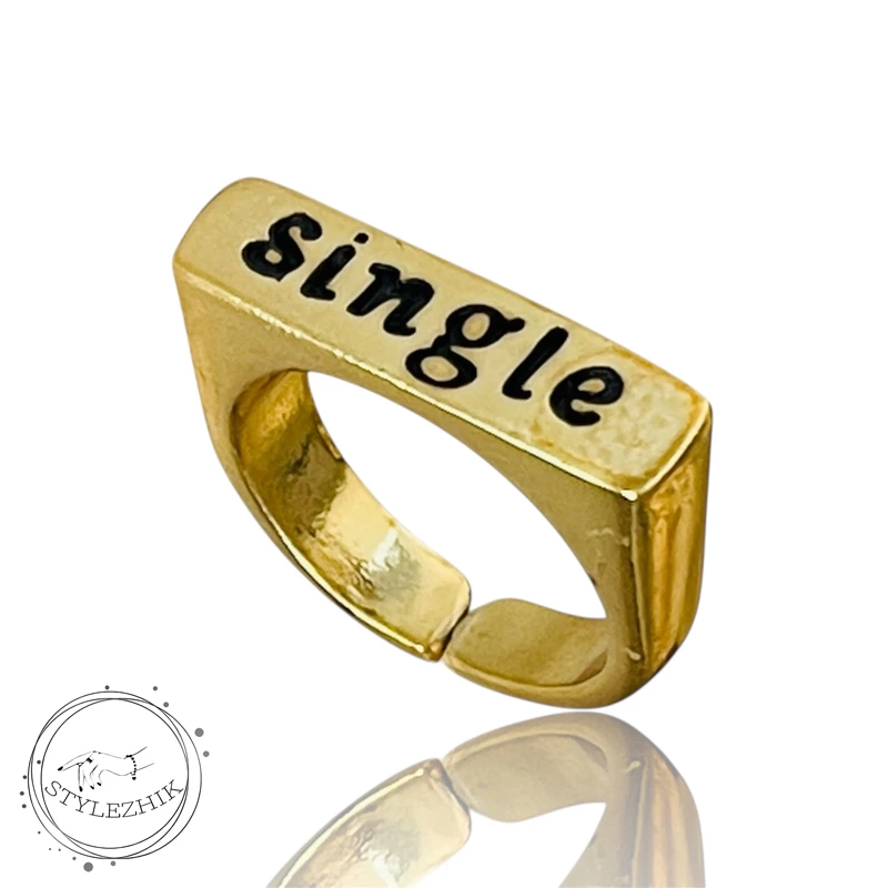 انگشتر استیل تکست کلمه Single رنگ طلایی - فروشگاه استایلژیک