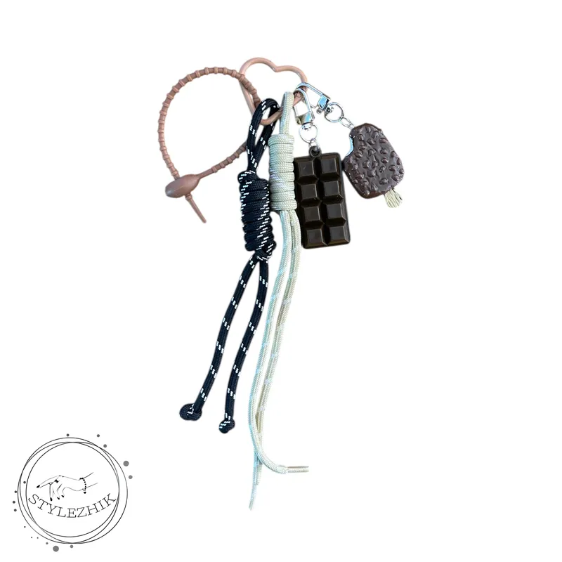 بگ چارم شکلاتی طرح شکلات تخته‌ای و بستنی | آویز کیف فانتزی شیک و ترند